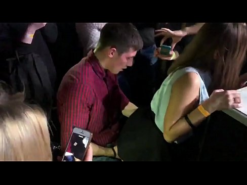 ❤️ Tinuod nga sekso sa usa ka nightclub sa Russia. Ang 18-anyos nga Ruso nga babaye sa anus ug puwerta nakighilawas sa usa ka nightclub ️❌ super porn sa amon ceb.com-porn-zog.ru